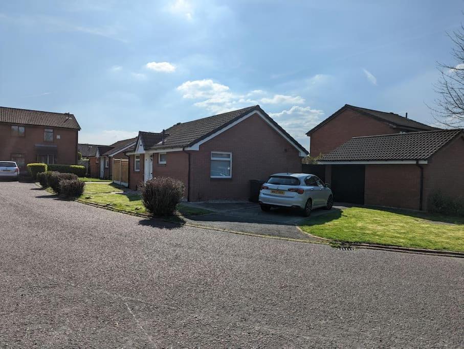 The Kilsyth,Detached Bungalow Warrington Exterior photo