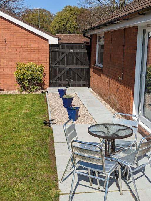 The Kilsyth,Detached Bungalow Warrington Exterior photo